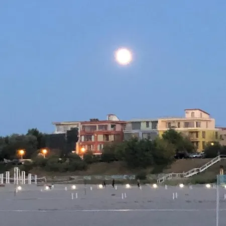 Pensiunea Pont-euxin 招待所 3*